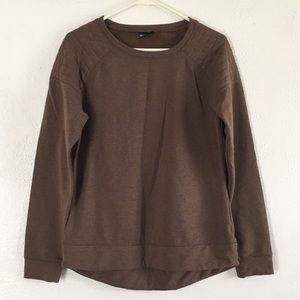 Women’s sweatshirt gently used